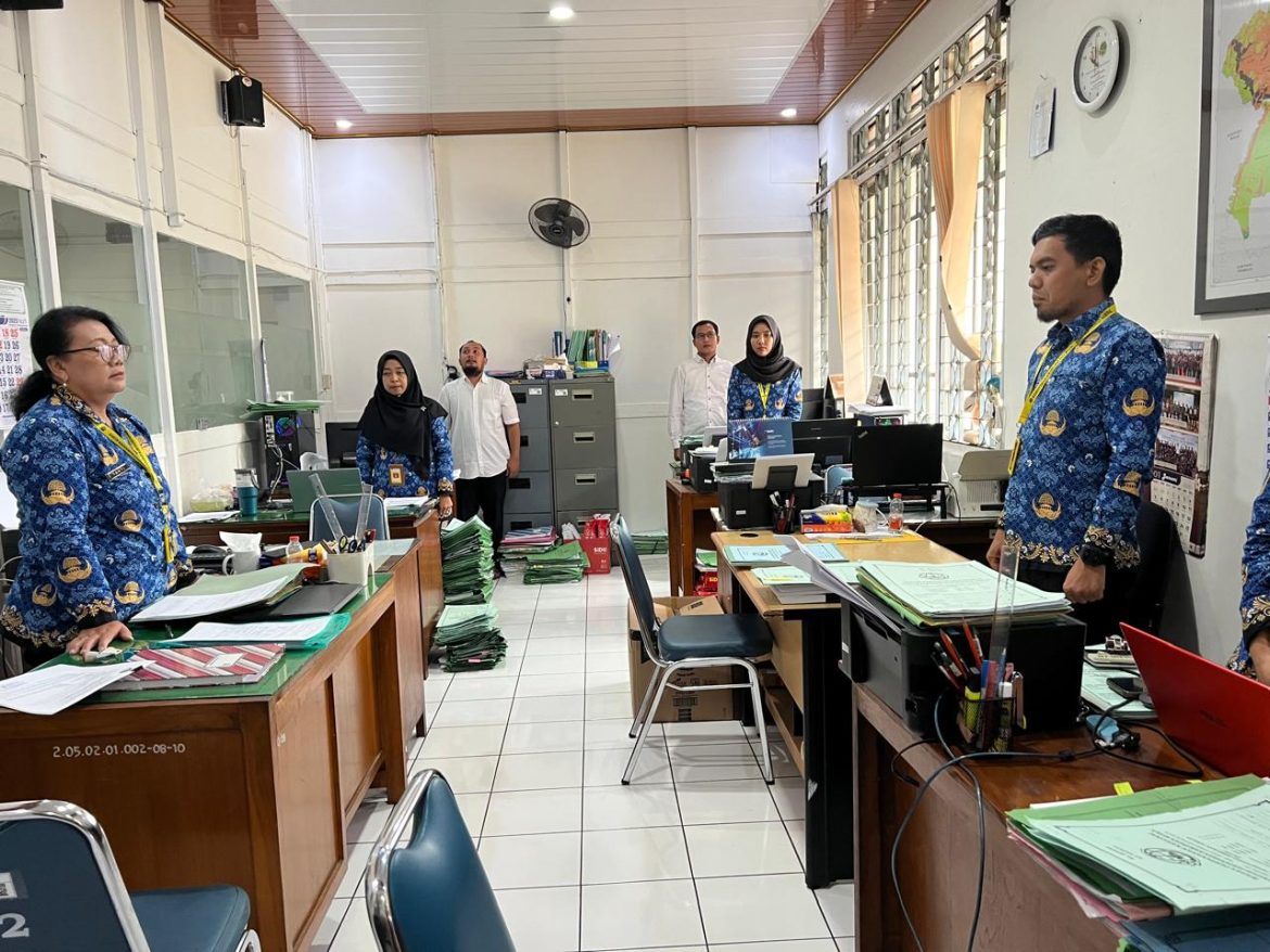 Wujudkan Sikap Nasionalisme, Pembacaan Naskah Pancasila Terus Dipertahankan di Kantor Pertanahan Kabupaten Kudus disetiap Hari Selasa