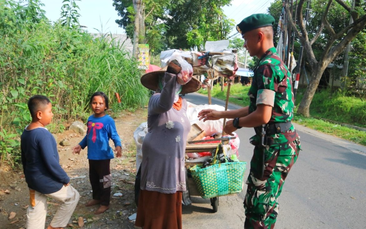 Yonarmed 1 Kostrad Gelar Salat Idul Adha dan Pemotongan Hewan Qurban