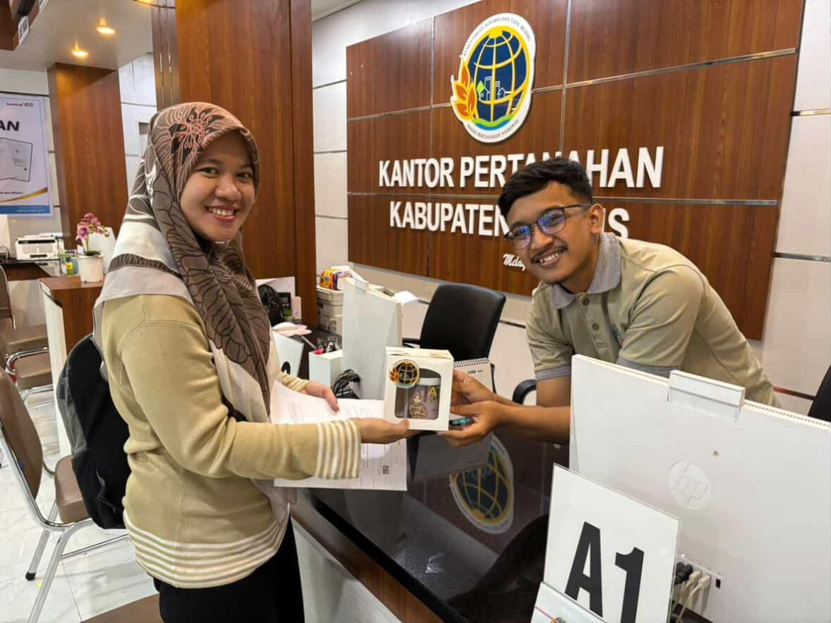 Tetap Melayani di Hari Minggu, Kantor Pertanahan Kabupaten Kudus Hadir Dalam Program Pelataran