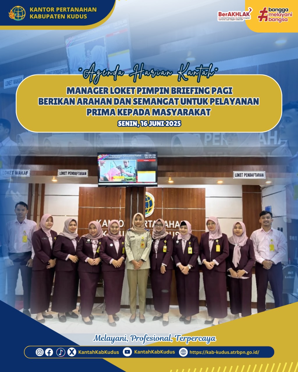 Manager loket pimpin briefing pagi berikan arahan dan semangat untuk pelayanan prima kepada masyarakat