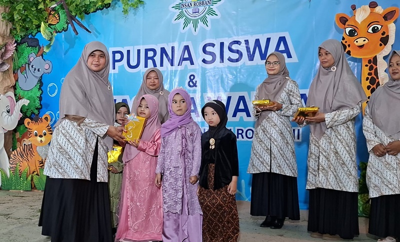 TK dan KB Aisyiyah Insan Robbani Gunungpring Muntilan Gelar Wasana Warsa
