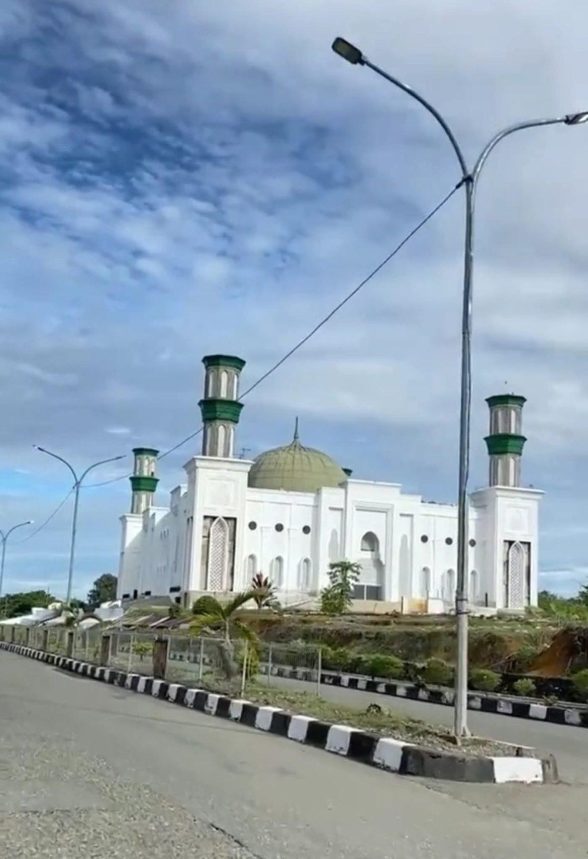 Puspar UGM Sebut Masjid Giok Wisata Religi Miliki Daya Tarik Tersendiri