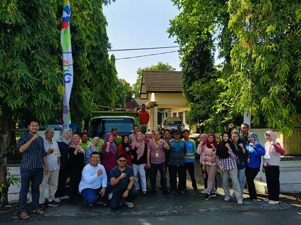 Jumat Bersih, Kantor Pertanahan Kabupaten Kudus Dorong Budaya Kerja yang Sehat dan Nyaman