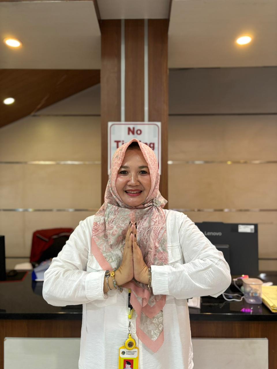 Briefing pagi, hari Rabu tanggal 19 November  2025 bersama Manager Loket Ibu Anggit Mulyani, S.H