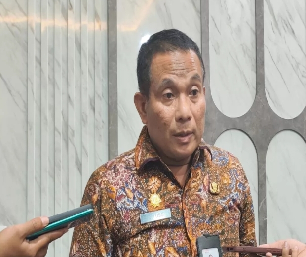 Jalan Beketel Kayen Proses Pengerjaan, Base Course Tergerus Air Hujan