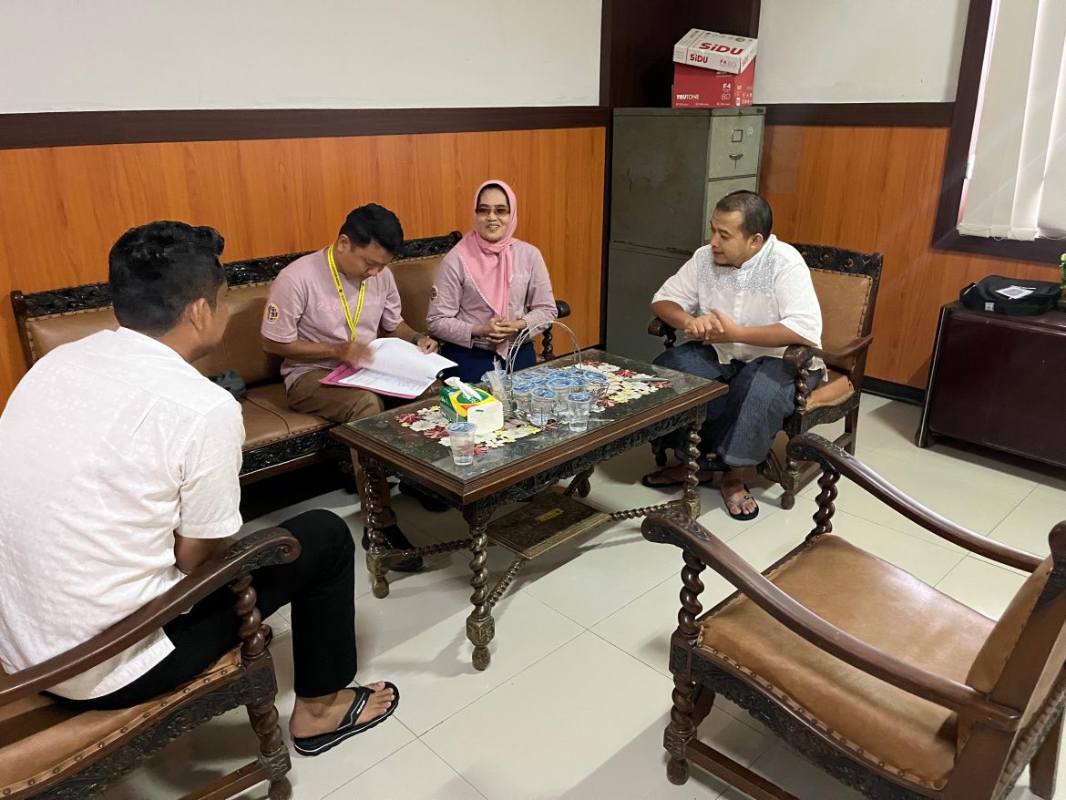 Seksi Pengadaan Tanah dan Pengembangan Kantor Pertanahan Kabupaten Kudus melakukan Konsultasi dan Koordinasi Kegiatan Pendataan Penanganan Dampak Sosial Kemasyarakatan (PDSK) Sungai Wulan