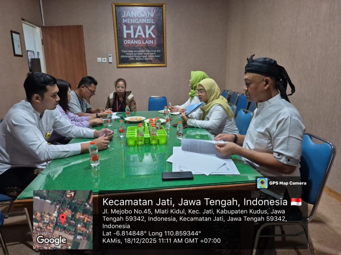 Kantor Pertanahan Kabupaten Kudus Melaksanakan Kegiatan Klarifikasi atas Aduan terkait Batas Tanah yang berlokasi di Desa Jepang