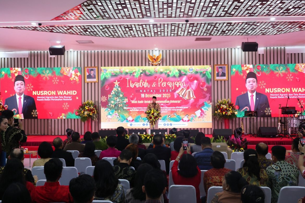 Buka Ibadah dan Perayaan Natal 2025 Kementerian ATR/BPN, Menteri Nusron: Jadikan Esensi Agama sebagai Spirit Bekerja