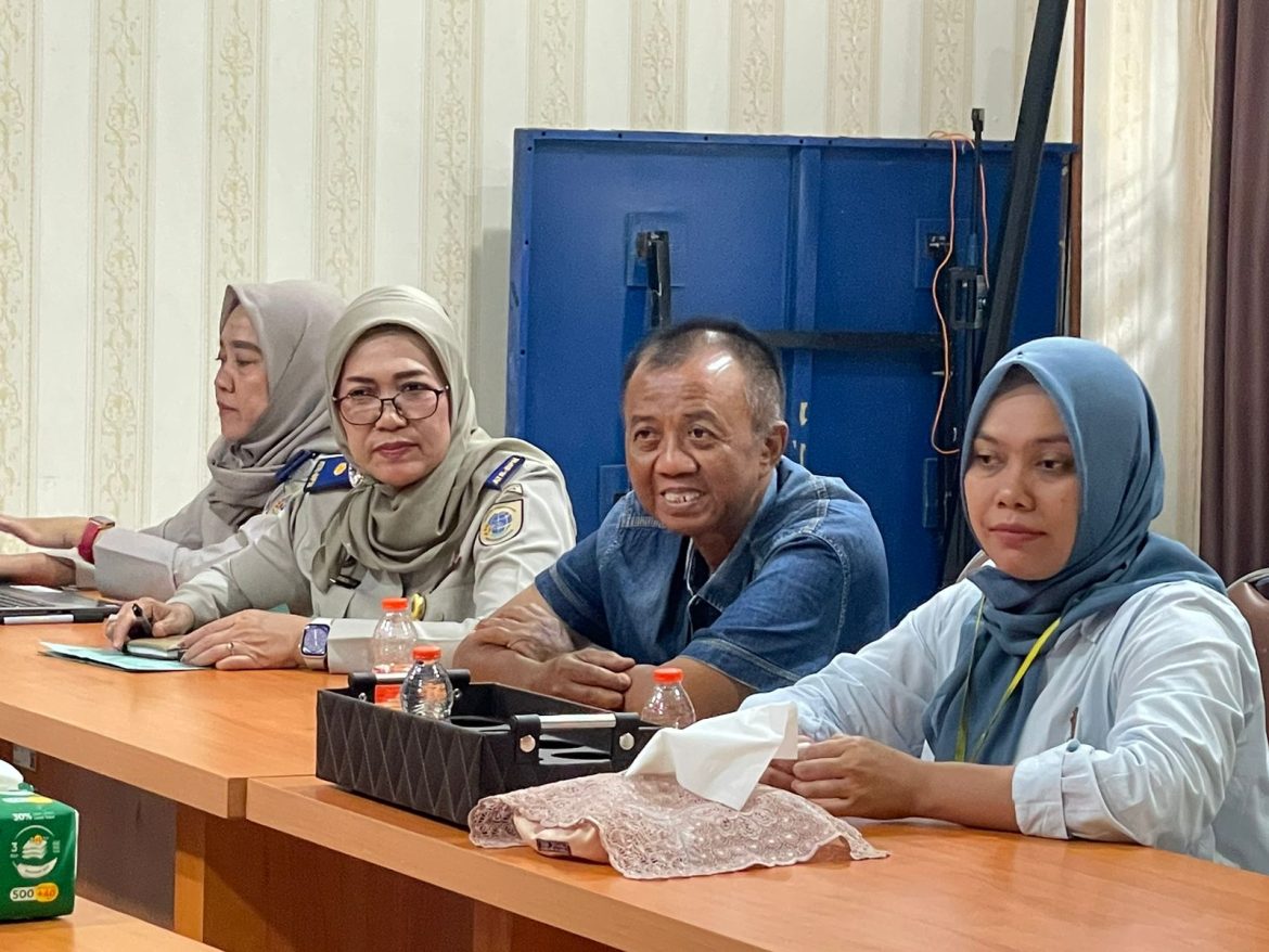 Kepala Kantor Pertanahan Kabupaten Kudus Pimpin Sidang Penyelesaian Aduan PPAT