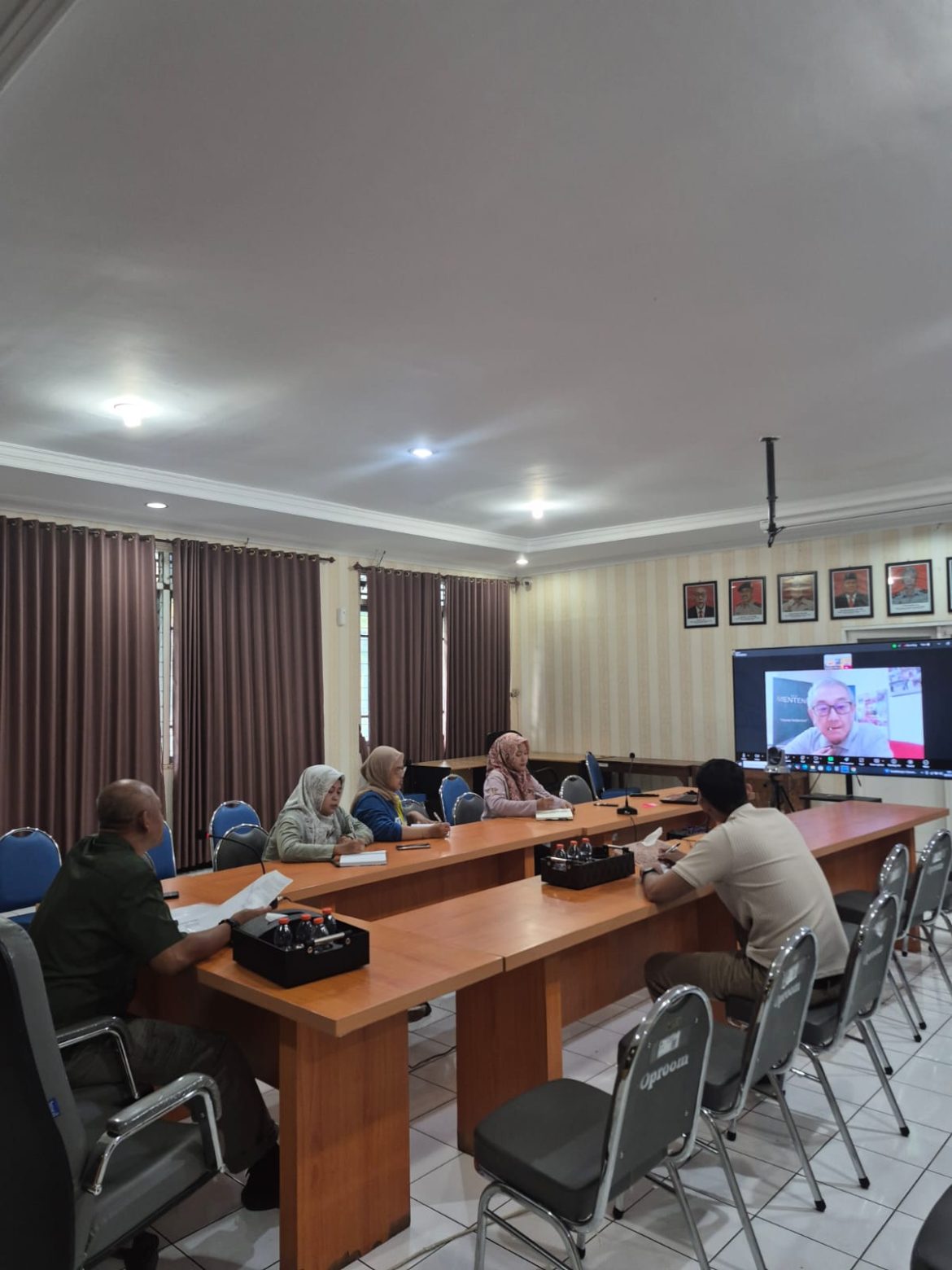 Kantor Pertanahan Kabupaten Kudus Laksanakan Klarifikasi Daring Aduan Sengketa Batas di Desa Klumpit