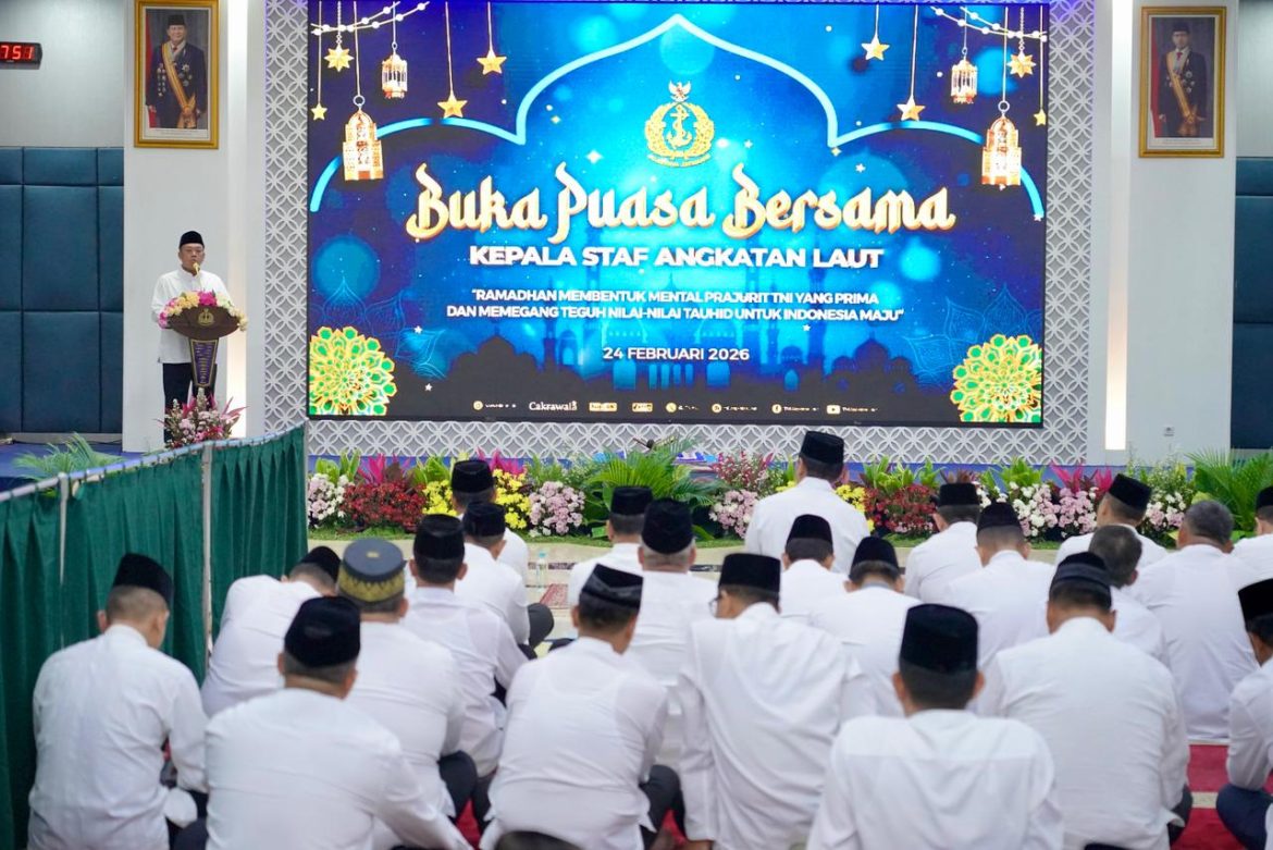 Berikan Tausiah di Buka Bersama KASAL, Menteri Nusron: Negara Besar Mampu Ciptakan Rasa Aman