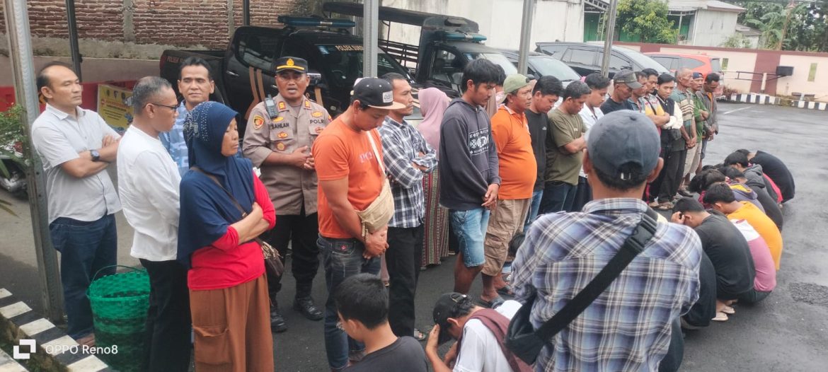 Patroli Dini Hari Gagalkan Tawuran 25 Pemuda di Sukolilo, Polisi Wajibkan Absen Bareng Orang Tua