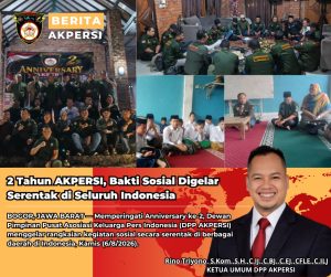 *Rayakan 2 Tahun AKPERSI, Bakti Sosial Digelar Serentak di Seluruh Indonesia*
BOGOR, JAWA BARAT — Memperingati Anniversary ke-2, Dewan Pimpinan Pusat Asosiasi Keluarga Pers Indonesia (DPP AKPERSI) menggelar rangkaian kegiatan sosial secara serentak di berbagai daerah di Indonesia, Kamis (6/8/2026).
Momentum dua tahun berdirinya AKPERSI tersebut tidak hanya dirayakan melalui kegiatan internal organisasi, tetapi juga diwujudkan dalam aksi nyata dengan menghadirkan kepedulian sosial bagi masyarakat.
Salah satu kegiatan utama dilaksanakan melalui bakti sosial di Pondok Pesantren Tahfidzul Qur'an Darul Hasanah, Kampung Teluk Haur, Desa Karanghaur, Kecamatan Pebayuran, Kabupaten Bekasi, Jawa Barat.
Kegiatan tersebut dilaksanakan oleh jajaran DPD AKPERSI Provinsi Jawa Barat sebagai perwakilan DPP AKPERSI. Kehadiran jajaran AKPERSI di pondok pesantren tersebut menjadi bagian dari komitmen organisasi untuk memperkuat hubungan dengan masyarakat sekaligus berbagi dalam momentum ulang tahun organisasi.
Tidak hanya di Jawa Barat, kegiatan bakti sosial juga dilakukan secara serentak oleh DPD dan DPC AKPERSI di berbagai wilayah Indonesia.
Kegiatan di daerah dilaksanakan dalam berbagai bentuk sesuai kebutuhan masyarakat setempat. Gerakan tersebut menjadi bagian dari semangat Anniversary ke-2 AKPERSI dengan mengedepankan nilai kepedulian, solidaritas, kemanusiaan, dan gotong royong.
Rino Triyono: Dua Tahun AKPERSI Harus Dirasakan Manfaatnya
Ketua Umum DPP AKPERSI Rino Triyono, S.Kom., S.H., C.IJ., C.BJ., C.EJ., C.F.L.E., C.ILJ, mengatakan peringatan dua tahun AKPERSI tidak ingin hanya menjadi agenda seremonial organisasi.
Menurutnya, Anniversary merupakan momentum untuk melakukan evaluasi sekaligus memperkuat komitmen AKPERSI dalam menjalankan peran sebagai organisasi pers yang memiliki kepedulian terhadap masyarakat.
“Anniversary ke-2 AKPERSI bukan sekadar seremoni. Ini adalah momentum untuk melakukan refleksi, memperkuat soliditas organisasi, sekaligus memastikan keberadaan AKPERSI benar-benar memberikan manfaat bagi masyarakat,” ujar Rino.
Ia menilai kegiatan bakti sosial yang dilakukan secara serentak oleh jajaran DPD dan DPC AKPERSI merupakan bentuk konkret kepedulian organisasi terhadap masyarakat.
“Kami ingin Anniversary ke-2 ini tidak hanya dirasakan oleh keluarga besar AKPERSI, tetapi juga oleh masyarakat. Karena itu, kami mendorong seluruh DPD dan DPC AKPERSI untuk bergerak bersama melakukan kegiatan sosial di wilayah masing-masing,” katanya.
Rino menegaskan, insan pers memiliki posisi penting dalam kehidupan masyarakat. Menurut dia, fungsi pers tidak berhenti pada penyampaian informasi, tetapi juga dapat diwujudkan melalui kepedulian sosial dan keberpihakan terhadap kepentingan masyarakat.
“Pers tidak boleh berjarak dengan masyarakat. Kita harus hadir, mendengar, menyuarakan kepentingan masyarakat dan, ketika kita mampu, ikut memberikan solusi. Pers yang kuat bukan hanya dilihat dari seberapa banyak berita yang dihasilkan, tetapi juga dari seberapa besar manfaat yang diberikan kepada masyarakat,” tegasnya.
Rino juga menyampaikan apresiasi kepada seluruh jajaran DPD dan DPC AKPERSI yang telah mengambil bagian dalam kegiatan sosial tersebut.
“Dari pusat sampai daerah, kita adalah satu keluarga besar. Terima kasih kepada seluruh pengurus yang telah bergerak bersama. Semoga semangat kepedulian ini tidak berhenti pada Anniversary, tetapi menjadi budaya organisasi,” ungkap Rino.
Anniversary Digelar Sederhana dan Penuh Kekeluargaan
Selain kegiatan sosial, peringatan Anniversary ke-2 AKPERSI juga dirangkai dengan acara sederhana dan penuh kehangatan di Villa Deyosya, Tegalbato, Cisarua, Puncak, Bogor, Jawa Barat, Kamis (6/8/2026).
Kegiatan tersebut dihadiri jajaran pengurus DPP AKPERSI, DPD AKPERSI Provinsi Jawa Barat, DPD AKPERSI Provinsi Gorontalo, DPD AKPERSI Provinsi Sumatera Selatan, DPC AKPERSI Bogor, DPC AKPERSI Pohuwato, serta DPC AKPERSI Boalemo.
Pertemuan berlangsung dalam suasana kekeluargaan. Selain menjadi bagian dari peringatan Anniversary, kegiatan tersebut dimanfaatkan sebagai ruang silaturahmi dan memperkuat komunikasi antarpengurus dari berbagai daerah.
Kehadiran jajaran daerah tersebut mencerminkan semangat kebersamaan dalam membangun organisasi pers yang profesional, berintegritas, dan memiliki kepedulian terhadap lingkungan sosial.
Dua Tahun AKPERSI, Perkuat Peran Pers di Tengah Masyarakat
Memasuki tahun ketiga perjalanan organisasi, AKPERSI berkomitmen untuk terus memperkuat kelembagaan, meningkatkan profesionalisme insan pers, serta memperluas kontribusi organisasi kepada masyarakat.
Bagi AKPERSI, kegiatan sosial yang dilakukan dalam rangka Anniversary ke-2 menjadi bagian dari upaya membangun hubungan yang lebih dekat antara insan pers dan masyarakat.
Semangat tersebut juga sejalan dengan visi AKPERSI untuk menciptakan jurnalis yang berkompeten, berintegritas, dan profesional.
Peringatan dua tahun AKPERSI akhirnya tidak hanya menjadi penanda bertambahnya usia organisasi, tetapi juga menjadi momentum untuk memperkuat semangat pengabdian.
Dari pusat hingga daerah, keluarga besar AKPERSI menegaskan komitmen untuk terus hadir, peduli, dan memberikan manfaat bagi masyarakat.
Rilis DPP AKPERSI